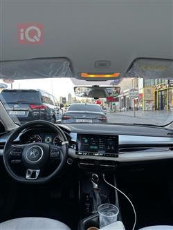 MG 5 Plus